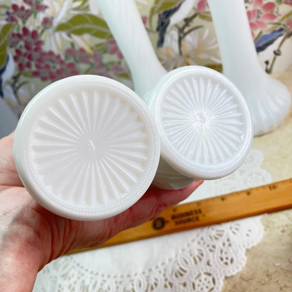 Hoosier Glass Bud Vases Set of 4 Vintage Milk Glass White Geometric Swirl